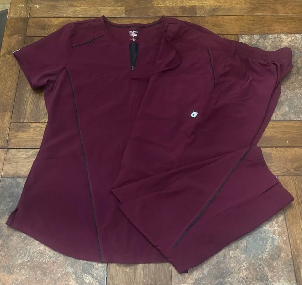 Woman's ScrubStar Active Burgundy Scrub Shirt Pants Sz L Large